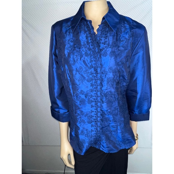 Coldwater Creek Tops - Coldwater Creek Royal Blue Embroidered Eyelet Button Up Blouse Medium 3/4 Sleeve